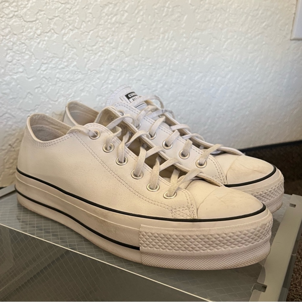 Platform converse